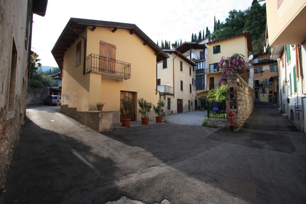 Casa Marsilva - Holiday Apartment With Roof Terrace, Near The Lake Toscolano Maderno Exterior photo
